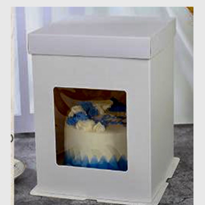 img_4697 Boîte à gâteau avec fenêtre couleur blanche 21x21x26cm – Image 1