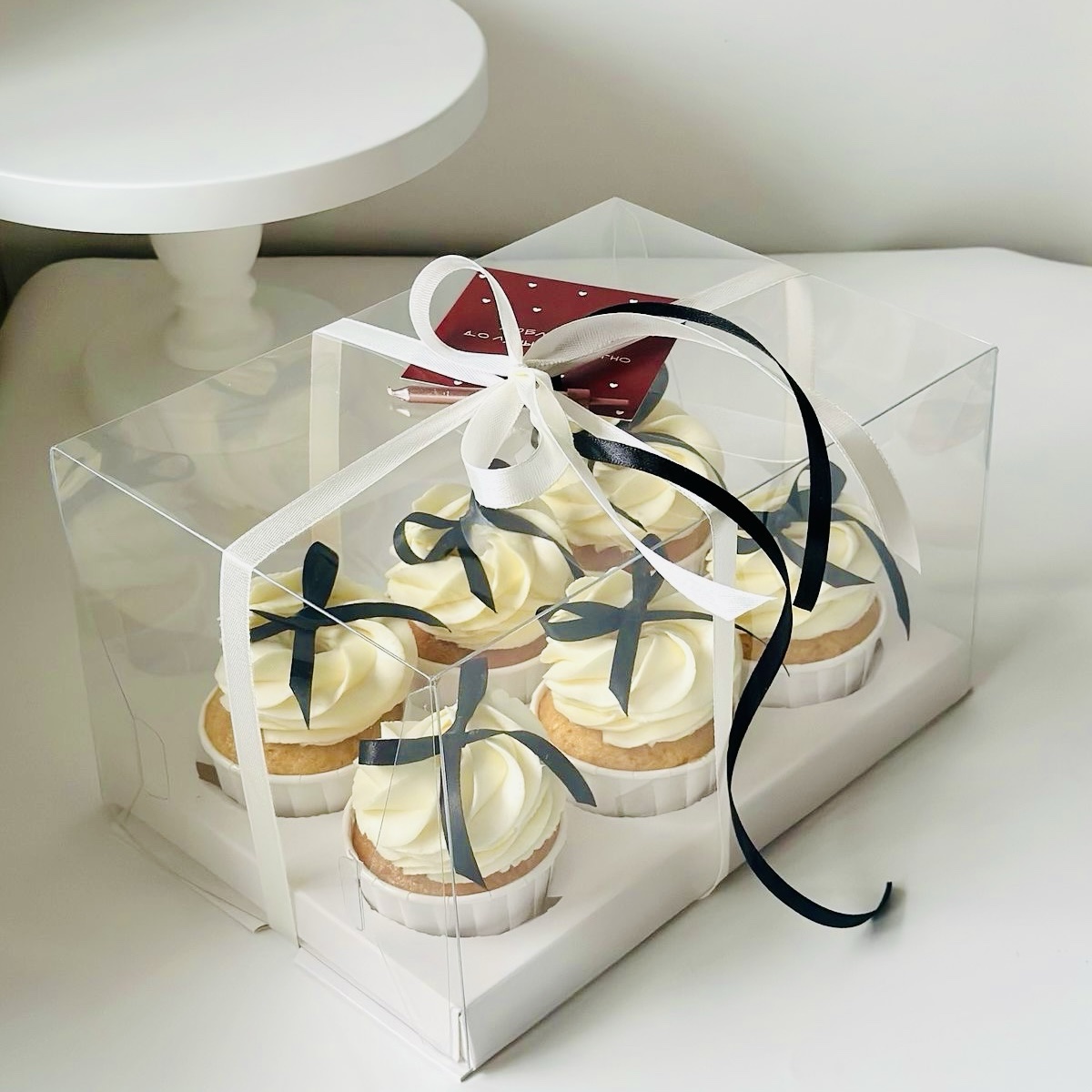 img_8167 Boîte à 6 cupcakes couvercle transparent sans ruban – Image 1