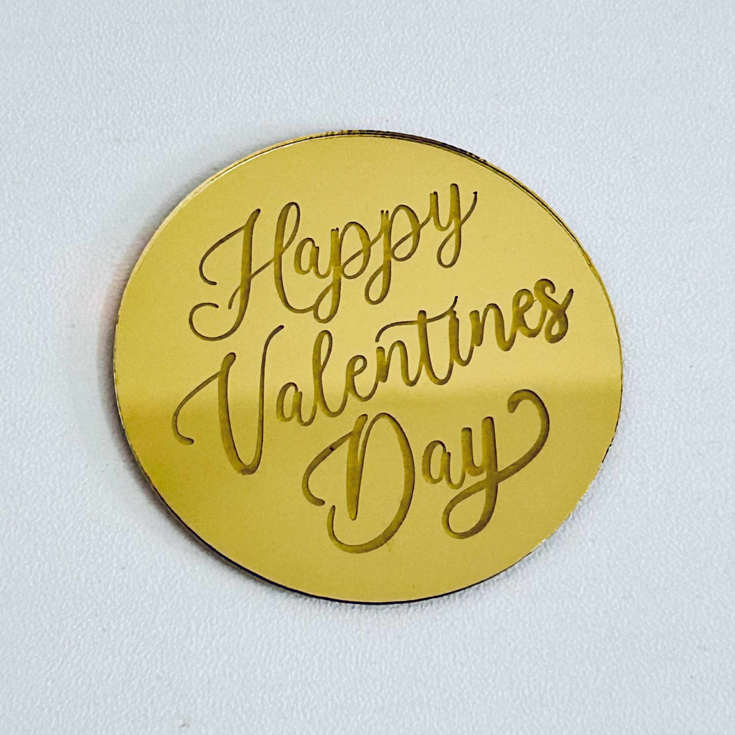 img_8915 Lot de 3 cake charms Happy Valentine’s Day en coeur Or – Image 1