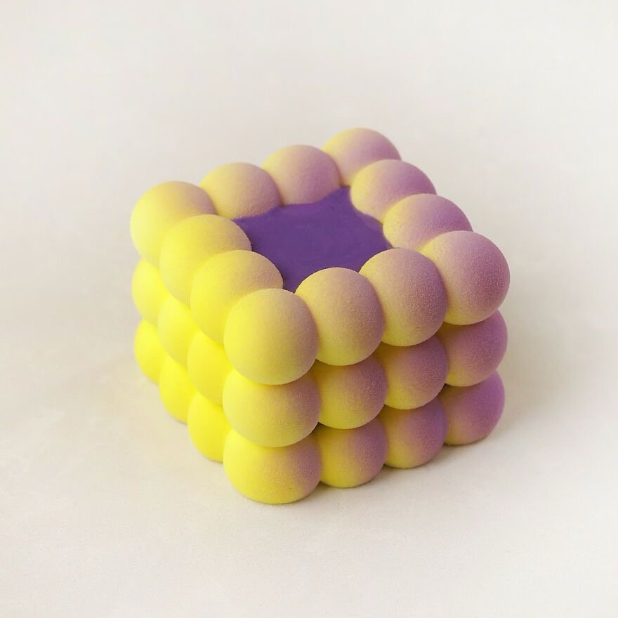 img_9845 Moule silicone pour bento cake en forme carré bulles 12x7cm – Image 1